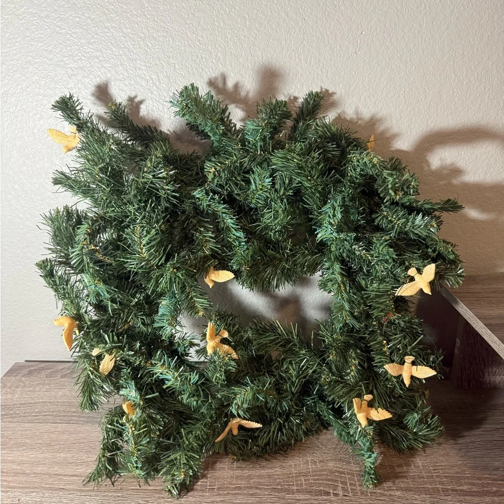 Festive Green Holiday Wreath with Gold Accents